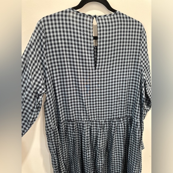 H&M blue and black checkered flowy dress! Never worn - Picture 10 of 10